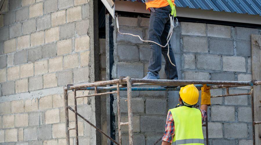 Professional residential roofers in Shelbiana, KY